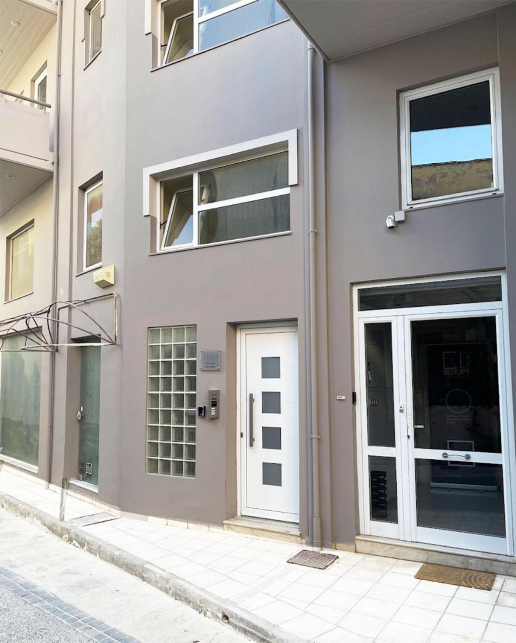 V34 Apartment Heraklion  Bagian luar foto